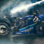 Une XSR700 hommage aux Gauloises FZR750
