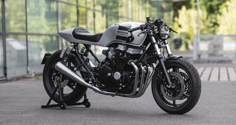 Un café racer allemand : KASPEED CB750 RC42 CAFE RACER